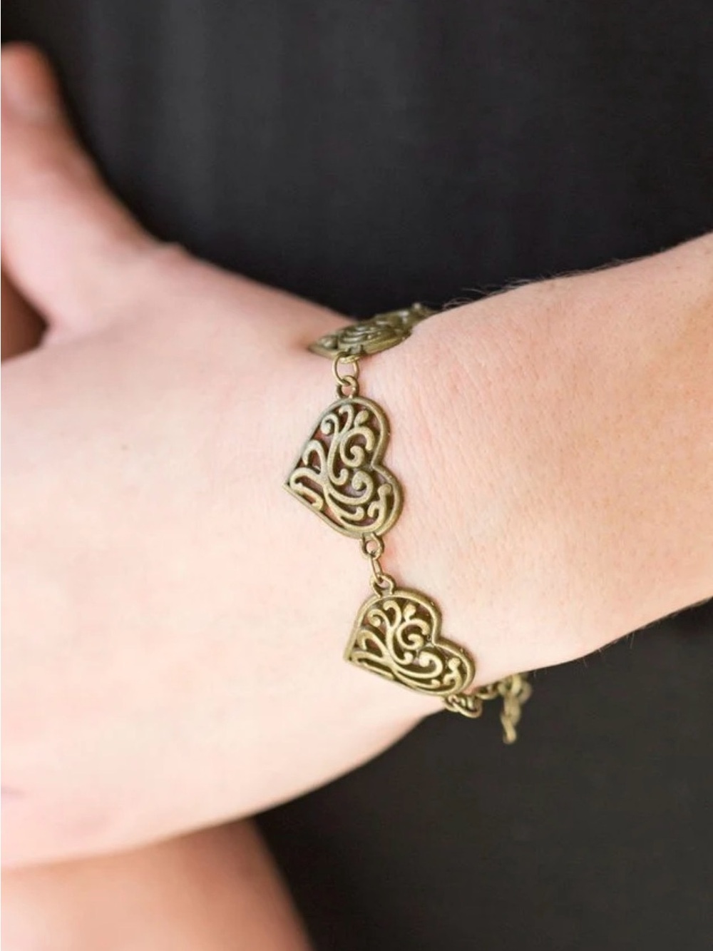 Paparazzi Bracelet ~ Heartfelt Harmony - Brass